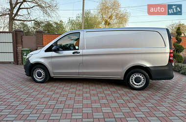 Грузовой фургон Mercedes-Benz Vito 2020 в 