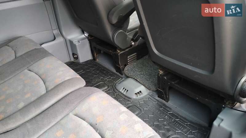 Мінівен Mercedes-Benz Vito 2010 в Новій Одесі