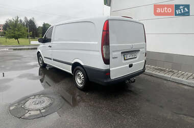 Грузовой фургон Mercedes-Benz Vito 2011 в 