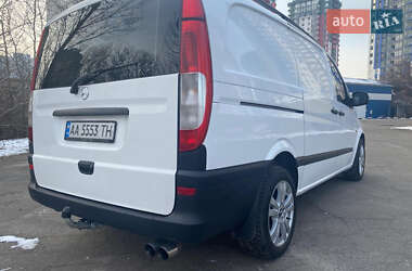 Грузовой фургон Mercedes-Benz Vito 2011 в 