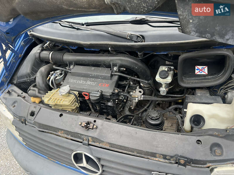 Мінівен Mercedes-Benz Vito 2000 в Буську