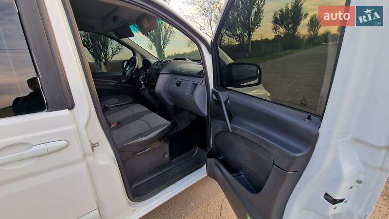 Мінівен Mercedes-Benz Vito 2012 в Дніпрі