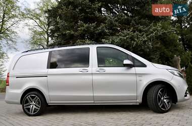Мінівен Mercedes-Benz Vito 2022 в 