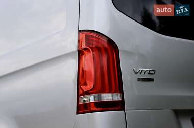 Мінівен Mercedes-Benz Vito 2022 в 