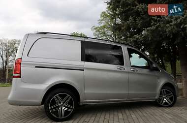 Мінівен Mercedes-Benz Vito 2022 в 