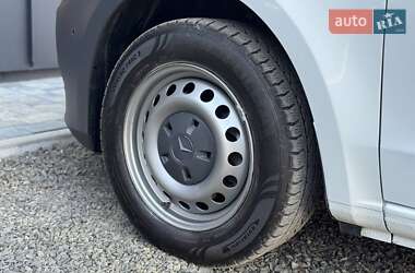 Грузовой фургон Mercedes-Benz Vito 2020 в 