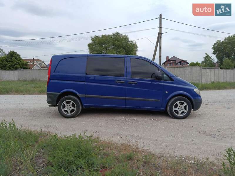 Мінівен Mercedes-Benz Vito 2005 в Кам'янському