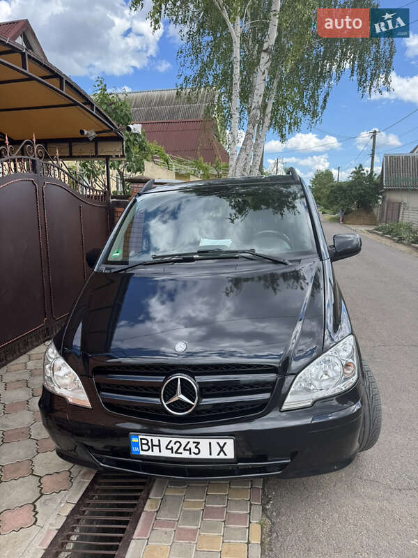 Мінівен Mercedes-Benz Vito 2013 в 
