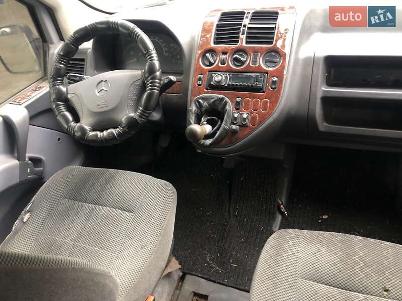Минивэн Mercedes-Benz Vito 2000 в Одессе