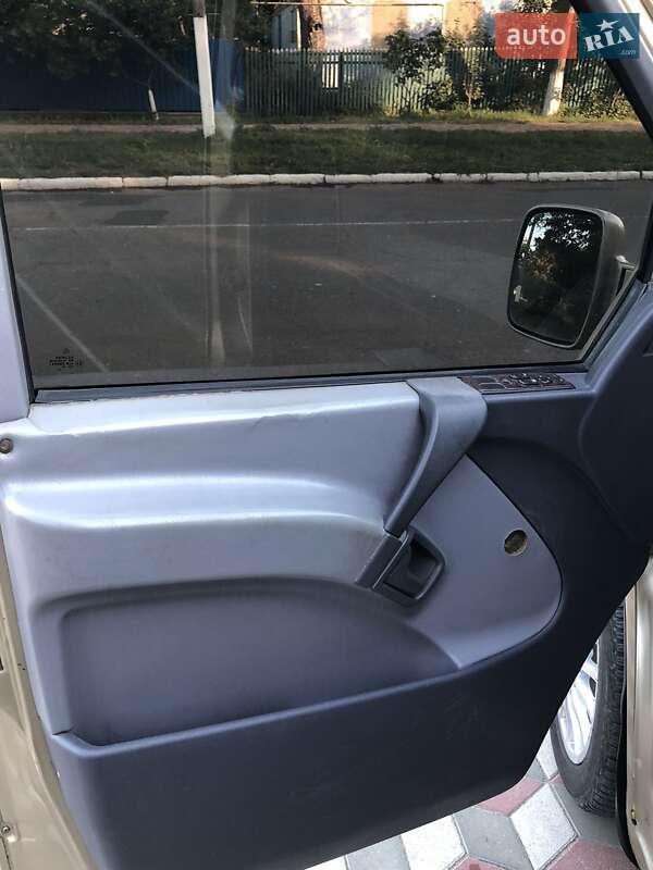 Минивэн Mercedes-Benz Vito 2000 в Теплодаре