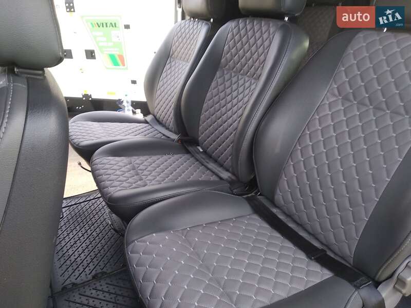 Минивэн Mercedes-Benz Vito 2006 в Киеве фото 9 Минивэн Mercedes-Benz Vito 2006 в Киеве