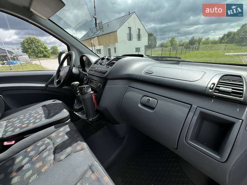 Вантажний фургон Mercedes-Benz Vito 2009 в Хмельницькому