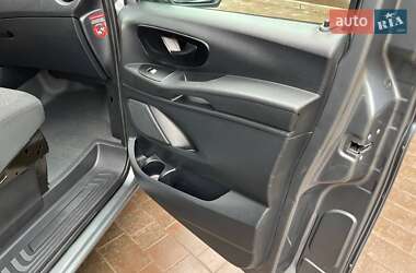 Грузовой фургон Mercedes-Benz Vito 2021 в 