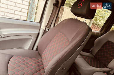 Минивэн Mercedes-Benz Vito 2006 в 