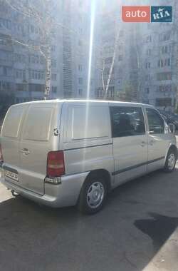 Мінівен Mercedes-Benz Vito 2003 в 