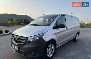 Грузовой фургон Mercedes-Benz Vito 2020 в 