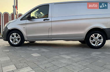 Грузовой фургон Mercedes-Benz Vito 2020 в 