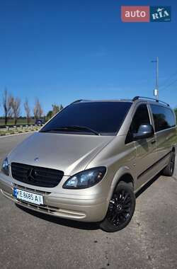 Грузопассажирский фургон Mercedes-Benz Vito 2005 в Новониколаевке
