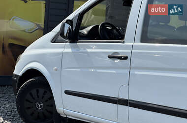 Мікроавтобус Mercedes-Benz Vito 2009 в 