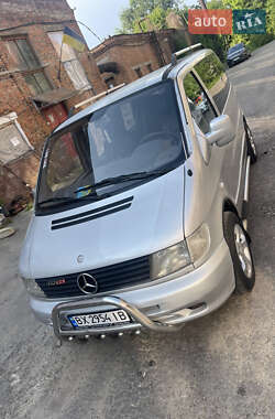 Мінівен Mercedes-Benz Vito 2001 в 