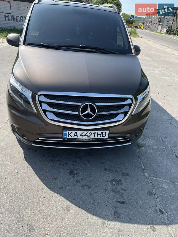 Мінівен Mercedes-Benz Vito 2016 в Києві