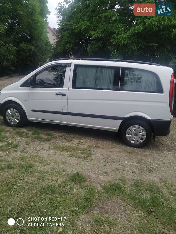 Мікроавтобус Mercedes-Benz Vito 2005 в 