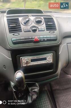 Мікроавтобус Mercedes-Benz Vito 2005 в 