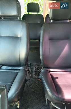 Минивэн Mercedes-Benz Vito 2005 в 