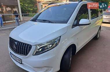 Минивэн Mercedes-Benz Vito 2020 в 