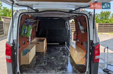 Грузовой фургон Mercedes-Benz Vito 2015 в 
