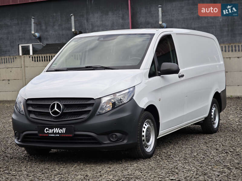 Вантажний фургон Mercedes-Benz Vito 2017 в Луцьку