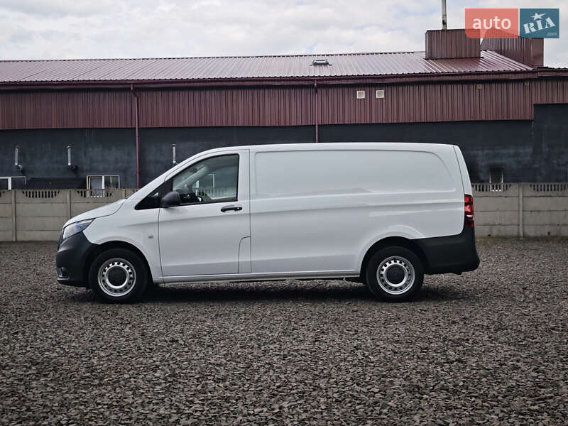 Вантажний фургон Mercedes-Benz Vito 2017 в Луцьку