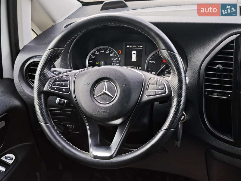 Вантажний фургон Mercedes-Benz Vito 2017 в Луцьку
