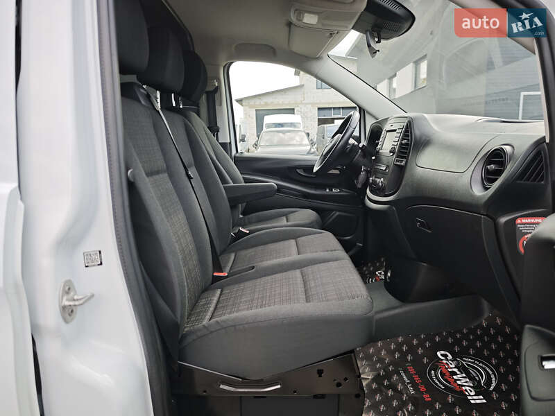 Вантажний фургон Mercedes-Benz Vito 2017 в Луцьку