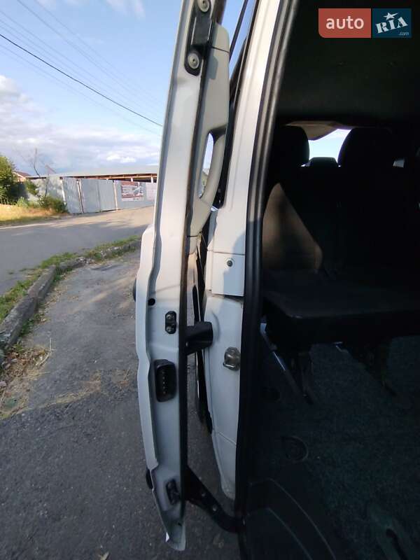 Минивэн Mercedes-Benz Vito 2010 в Калуше