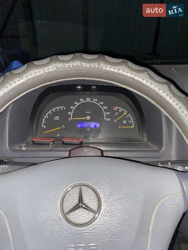 Минивэн Mercedes-Benz Vito 2003 в Коростышеве