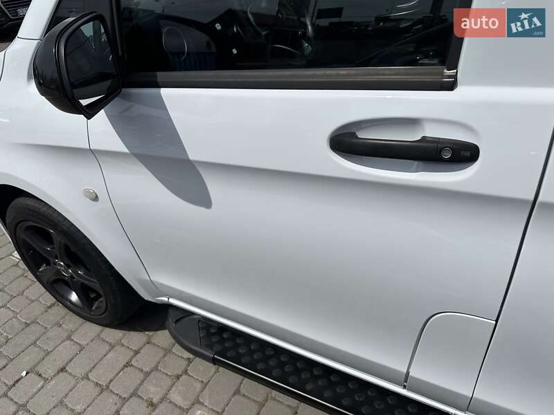 Минивэн Mercedes-Benz Vito 2016 в Черновцах