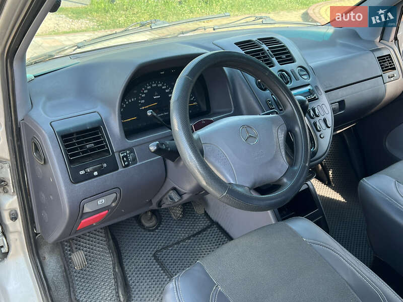 Мінівен Mercedes-Benz Vito 2001 в Києві