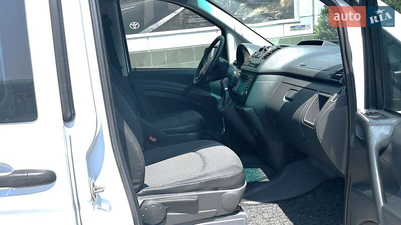 Грузовой фургон Mercedes-Benz Vito 2013 в Черновцах