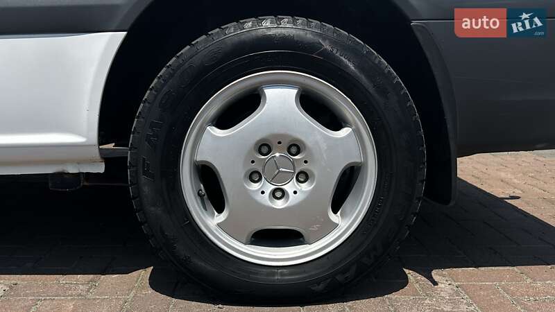 Грузовой фургон Mercedes-Benz Vito 2013 в Черновцах