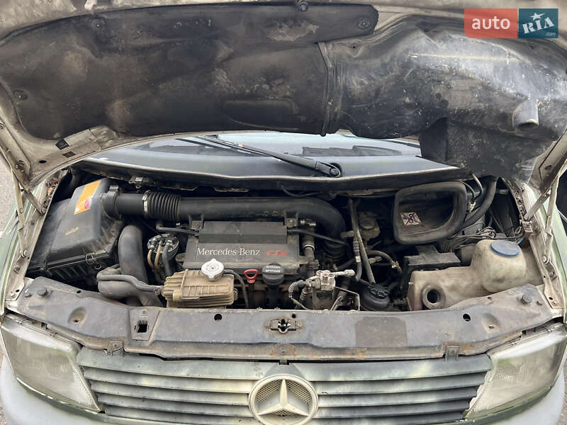 Мінівен Mercedes-Benz Vito 2002 в Києві