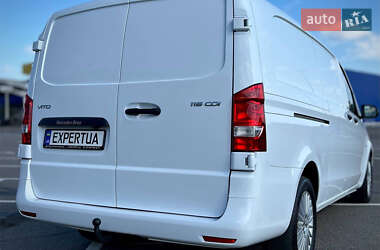 Грузовой фургон Mercedes-Benz Vito 2021 в 