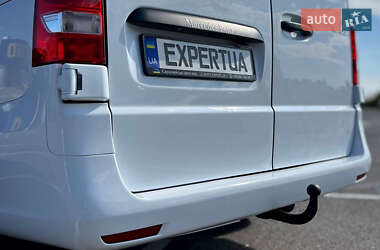 Грузовой фургон Mercedes-Benz Vito 2021 в 