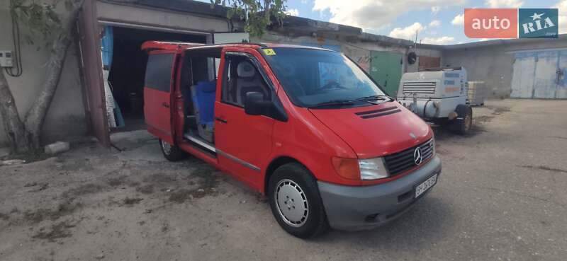 Минивэн Mercedes-Benz Vito 2000 в Одессе