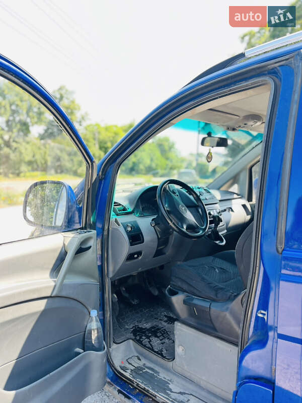 Мінівен Mercedes-Benz Vito 2005 в Кам'янець-Подільському