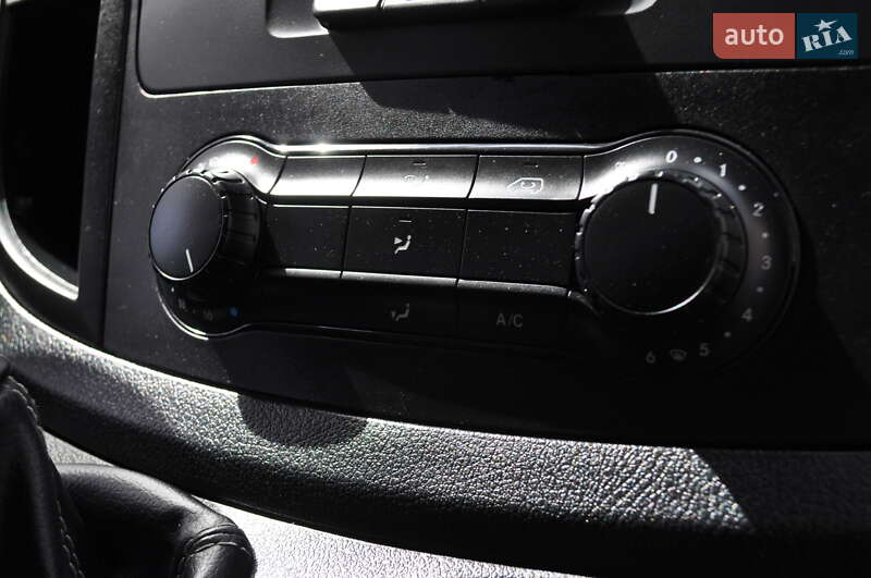 Грузовой фургон Mercedes-Benz Vito 2018 в Киеве