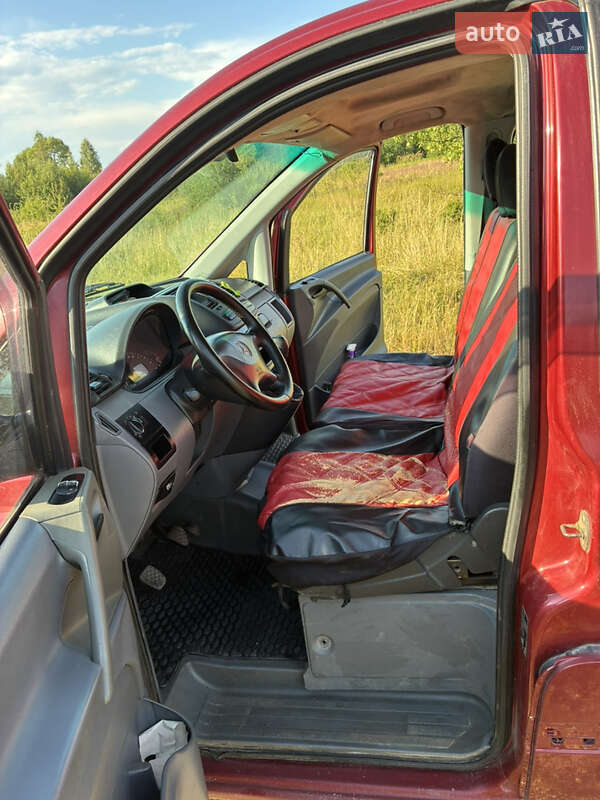 Минивэн Mercedes-Benz Vito 2005 в Рожнятове