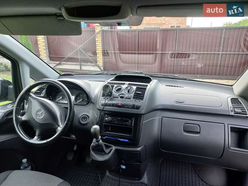 Вантажний фургон Mercedes-Benz Vito 2014 в Львові