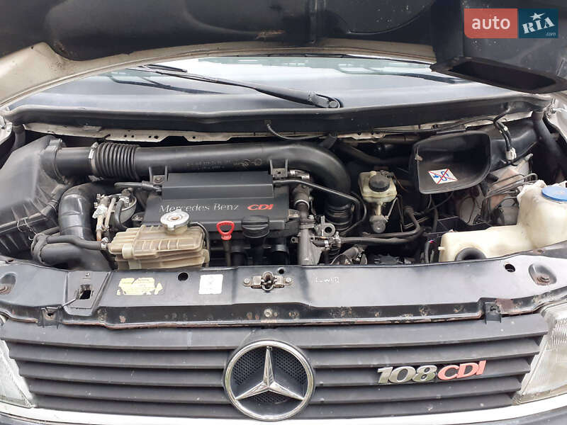 Минивэн Mercedes-Benz Vito 2001 в Черновцах
