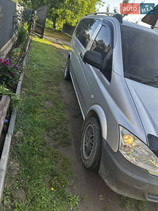 Mercedes-Benz Vito 2013